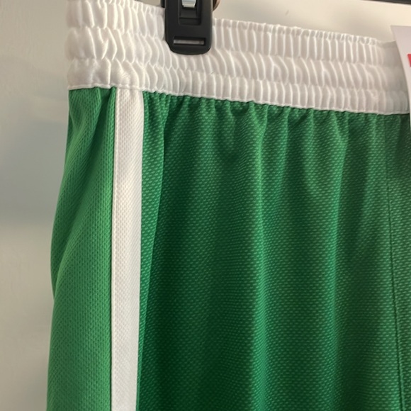 Nike Dri-Fit ‘jump man Jordan’ training shorts - Picture 3 of 9